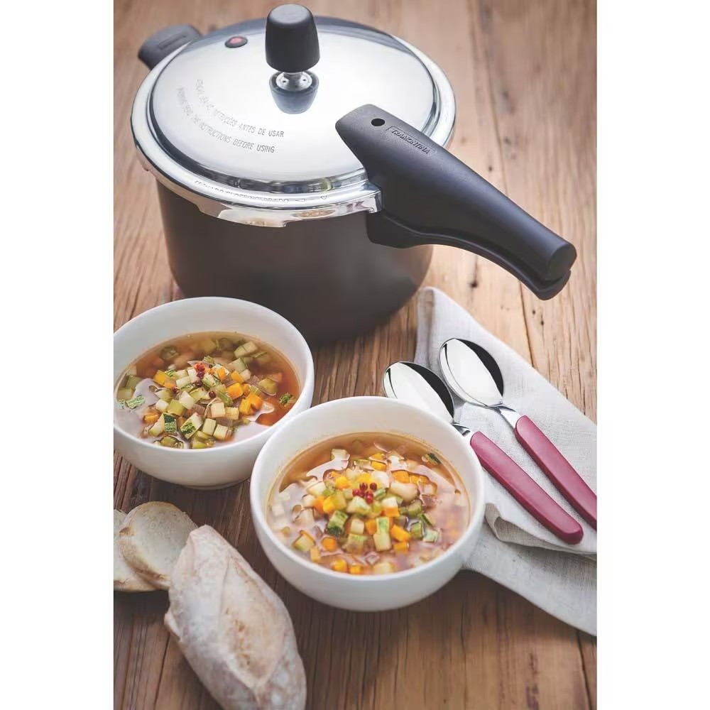 Panela de Pressão 4 5 L Tramontina Vancouver com Fechamento Externo Revestimento Antiaderente Starflon T1 e Tampa Polida – Grafite - Versátil