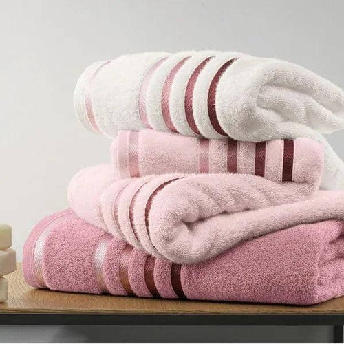 Kit 15 Toalhas Super Banhão de Alta Maciez e Absorção +5 Toalhas de Rosto de BRINDE - Alta Performance